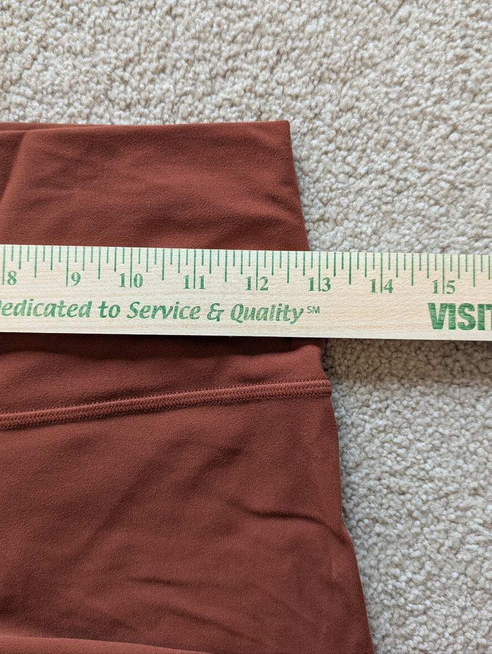 Lululemon Women's Yoga Align High-Rise 7" Dark Terracotta Shorts Sz 8 - Picture 8 of 8
